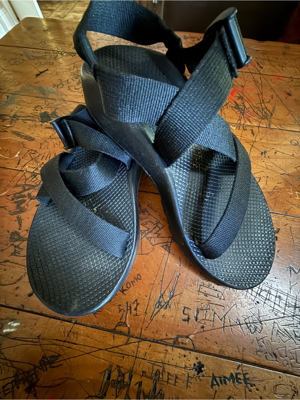 Men’s Black Strappy Outdoor Sandals